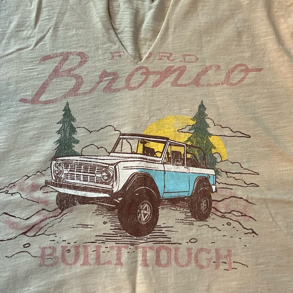 Bronco Built Tough Graphic Tee OX size